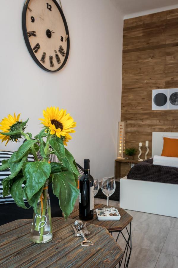 Cracow Best Location Apartment With Garden By Cozyplace Cracovia Esterno foto