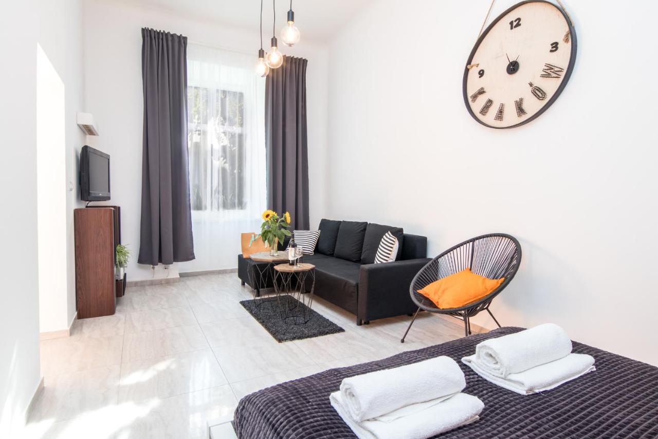 Cracow Best Location Apartment With Garden By Cozyplace Cracovia Esterno foto